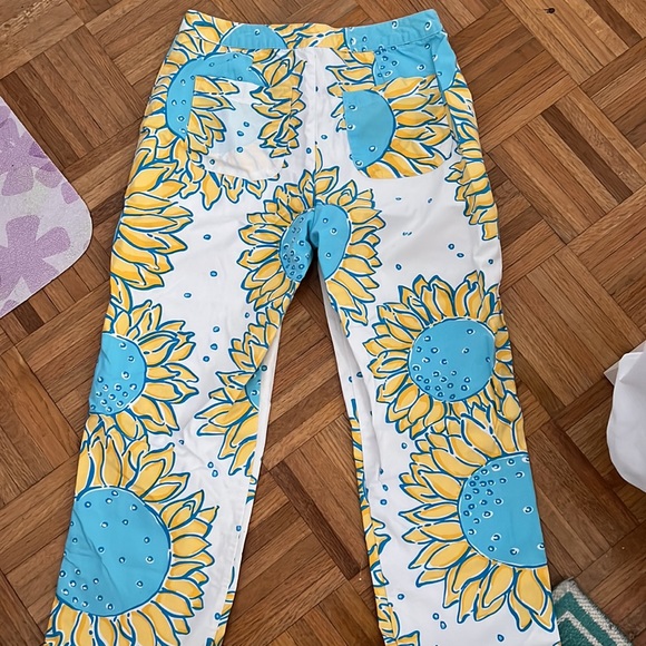 Lilly Pulitzer Pants size 4 - Picture 2 of 3